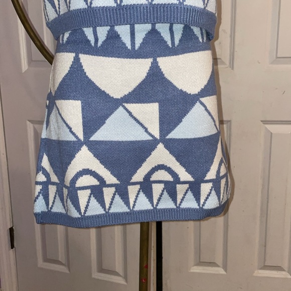 2 Piece Knit Skirt Set- Sizes M, L, XL - Picture 3 of 12